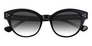 The Versatility of Cat-Eye Sunglasses